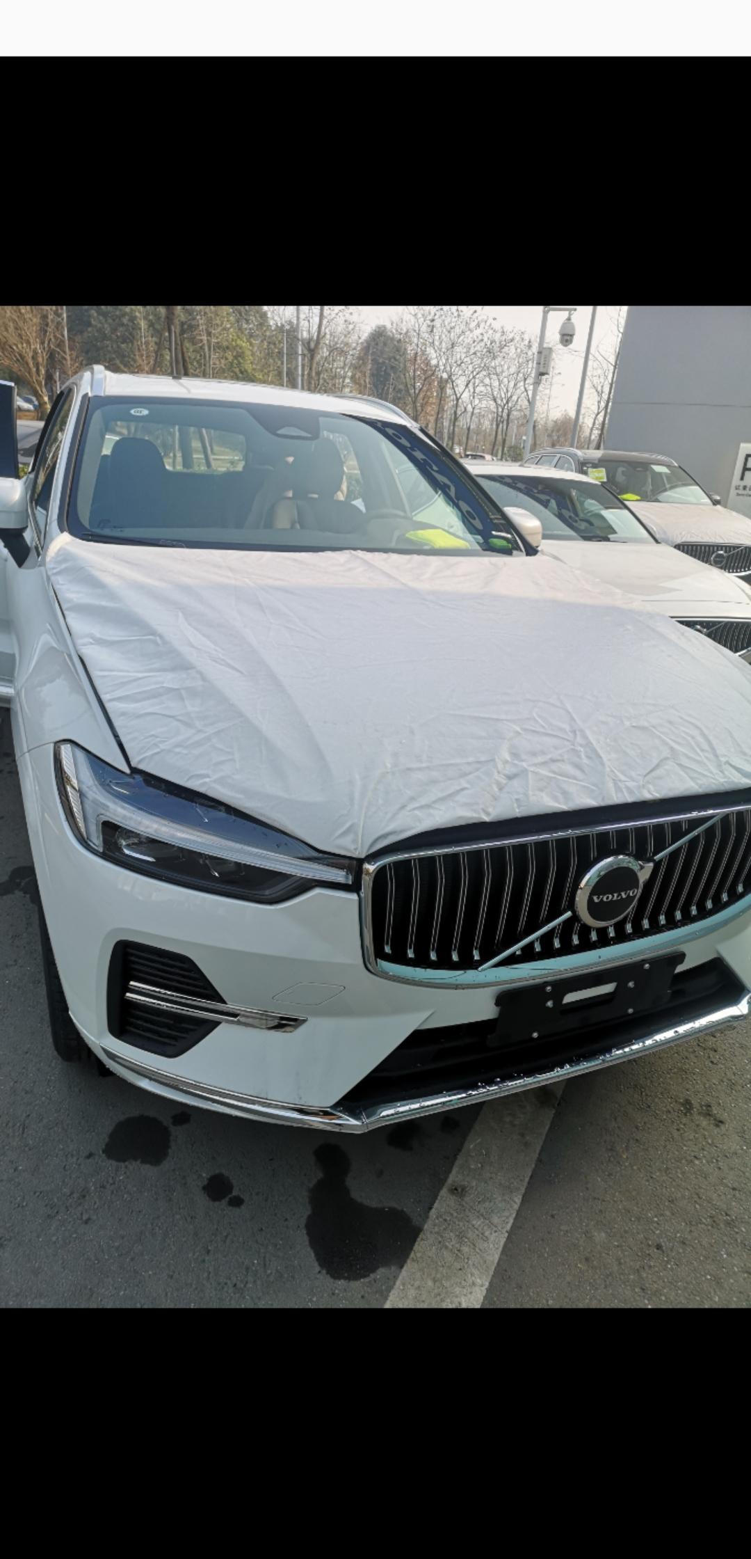 沃尔沃XC60 问问各位XC60车主，成都的朋友们4S店里面送的保养机油型号那种？都是0w-20的吗？？还是说有30的？