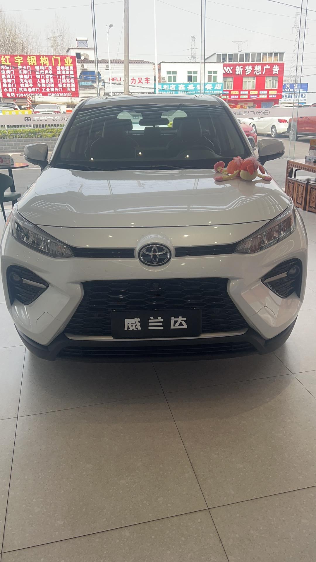 丰田RAV4荣放 荣放和威兰达，兄弟车型，纠结中，哪个更好看，大家觉得？