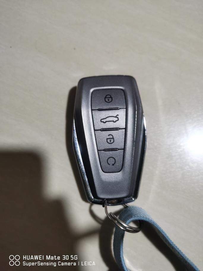 各位车友，我的缤越2020款1.4T DCT猎手遥控钥匙开不了尾门，但钥匙却有尾门按键，常按尾门键，车灯闪3次就没动静了