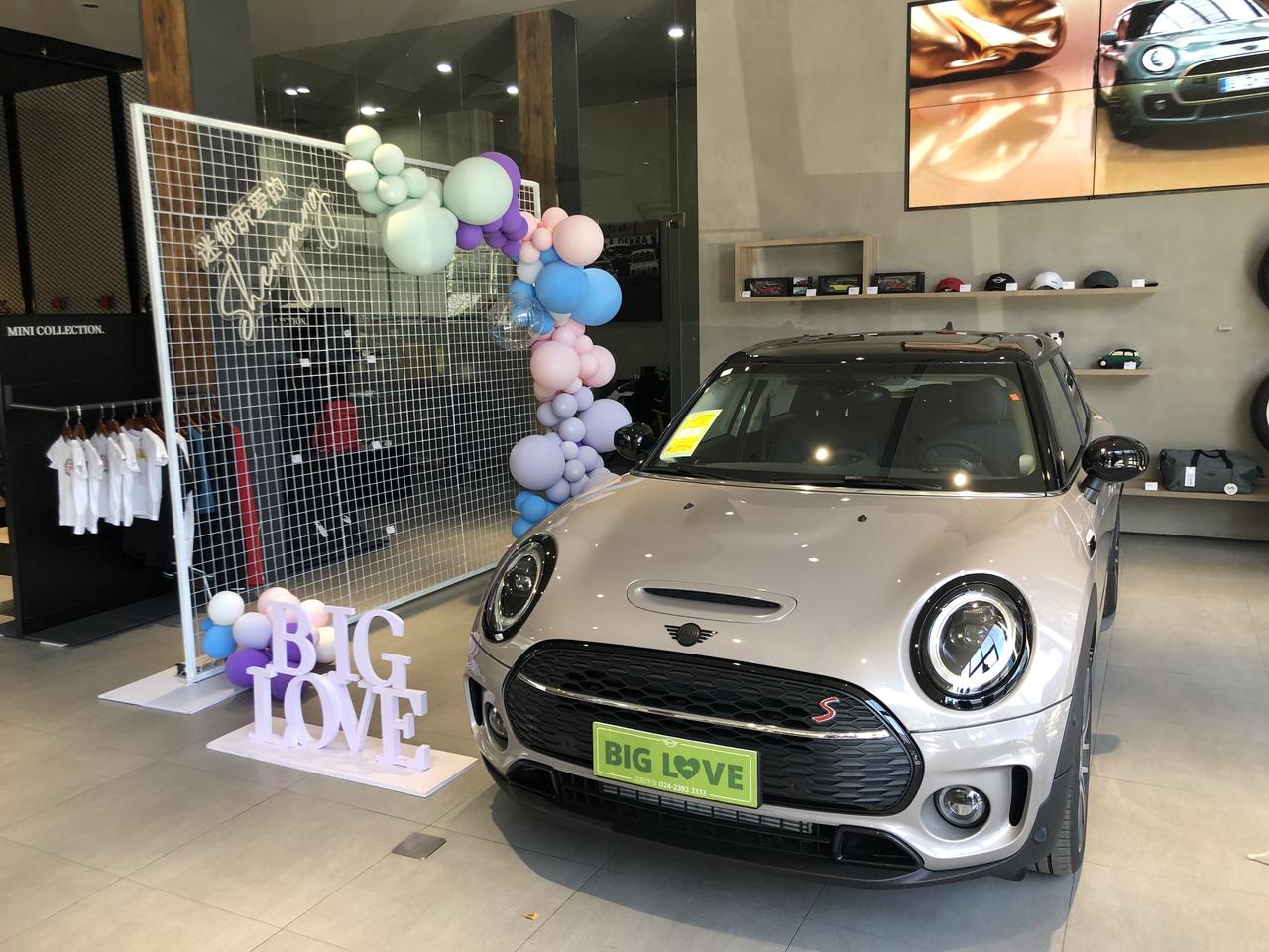 MINI 请教大家一个问题，购买的mini clubman s鉴赏家，今天去验车，想要看pdi检验报告，我那个销售，遮遮