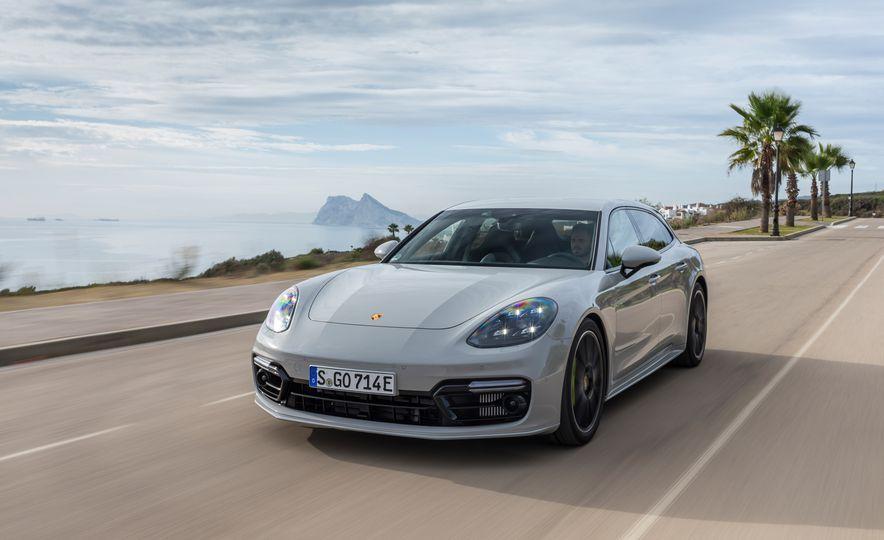 保时捷Panamera E-Hybrid 保时捷 porsche panamera 4s sport turismo 对