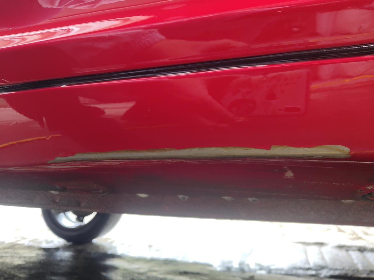 奇瑞艾瑞泽5，一年多的车，掉漆成这样，确实有点不敢恭维。