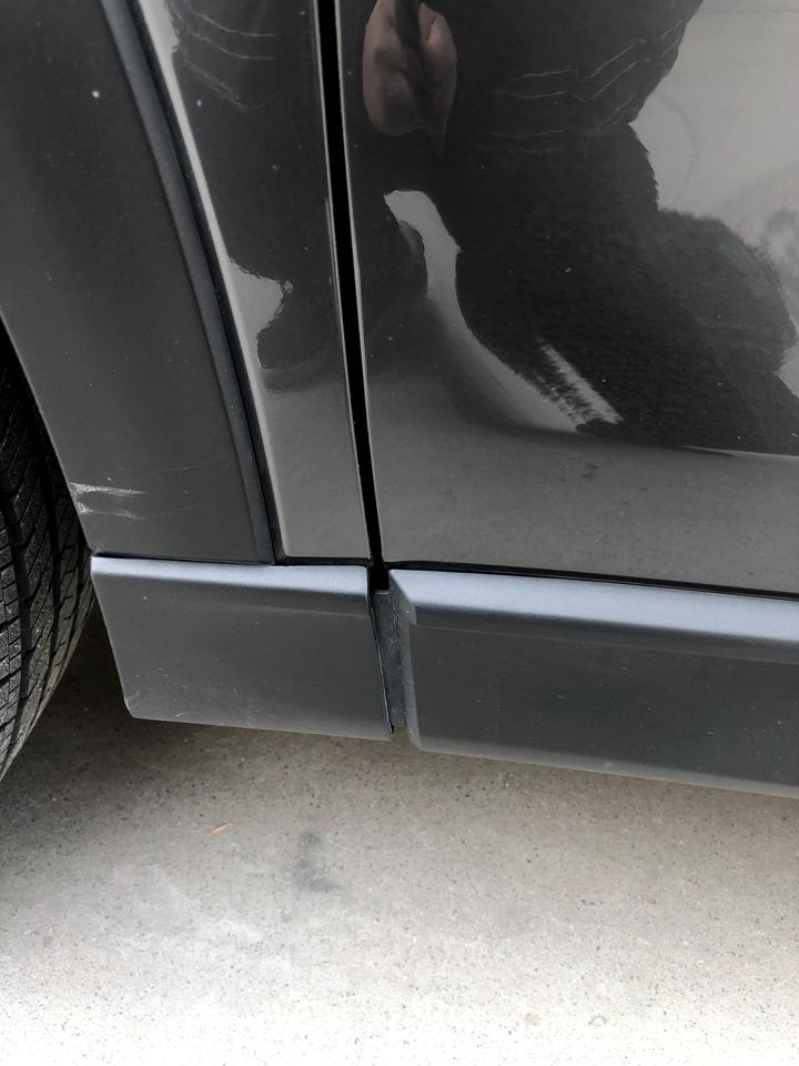 马自达CX-5 车身缝隙太大  有老铁知道这是怎么回事的吗